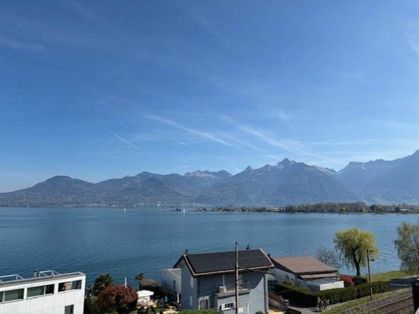 Appartement 2.5 pièces, balcon vue lac 1