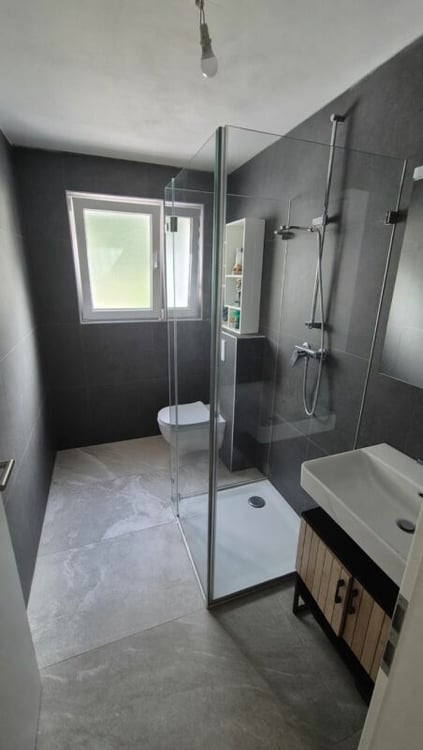 Immeuble de 3 appartements (2 appartements de 2 pièces et 1 appartement de 4.5 pièces duplex) 20