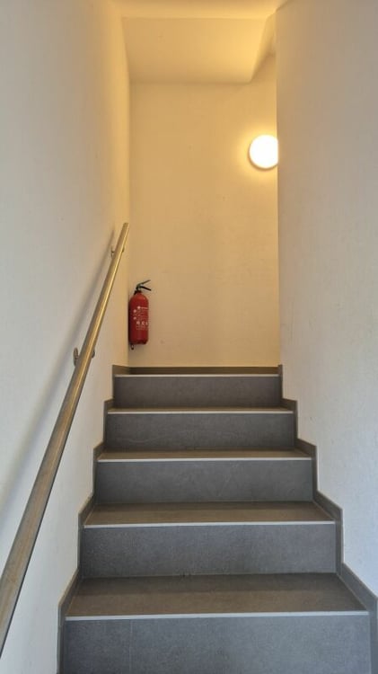 Immeuble de 3 appartements (2 appartements de 2 pièces et 1 appartement de 4.5 pièces duplex) 24