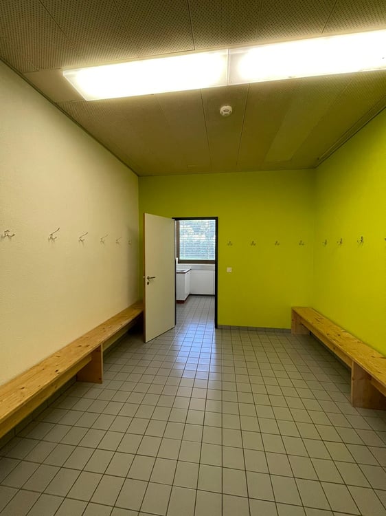 A LOUER à Marly, diverses surfaces de bureaux - local de danse - institut 5
