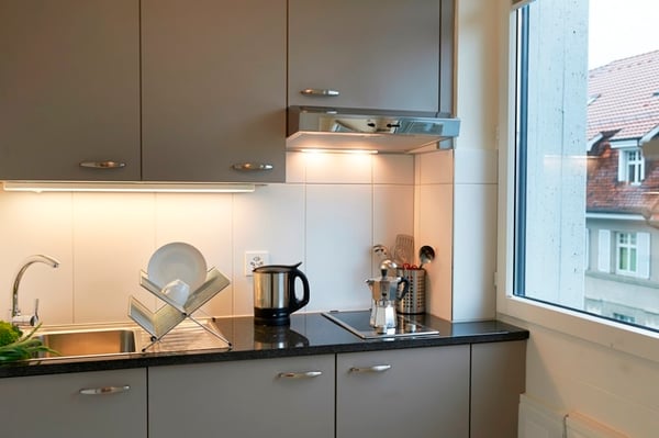 Modernes Apartmenthaus Nähe Syngenta und Roche / Modern block of flats near Syngenta and Roche 10