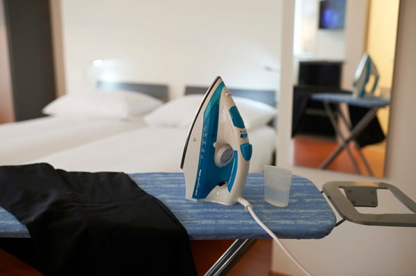 Modernes Apartmenthaus Nähe Syngenta und Roche / Modern block of flats near Syngenta and Roche 7