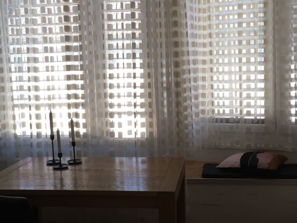 Modernes Apartmenthaus Nähe Syngenta und Roche / Modern block of flats near Syngenta and Roche 5