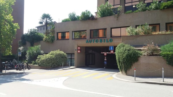 Lugano centro - affitasi posti auto 2