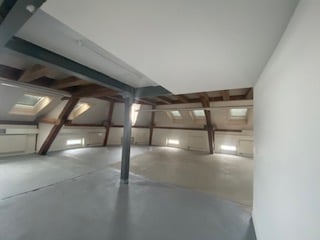 Vermietung Gewerbefläche Büro- und Geschäftshaus 