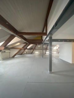 Vermietung Gewerbefläche Büro- und Geschäftshaus 