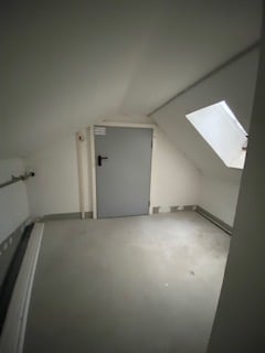 Vermietung Gewerbefläche Büro- und Geschäftshaus 