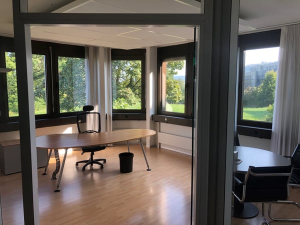 Helle Büroräume mit Aussicht für inspirierendes Arbeiten 4