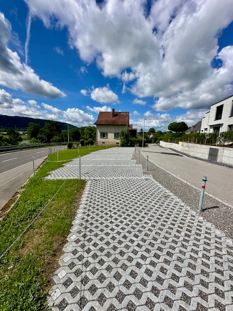 9 Aussenabstellplätze 2