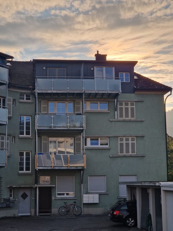 Vollvermietetes Renditeobjekt mit 6 Einheiten und Entwicklungspotenzial 1