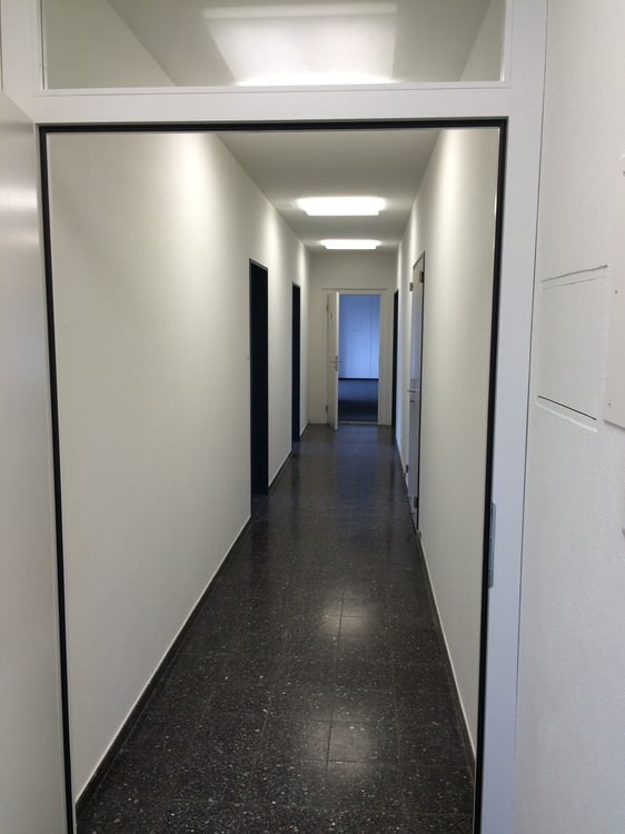 Lager und Büro / Therapie/ Praxis usw. Räumlichkeiten in Wädenswil 5
