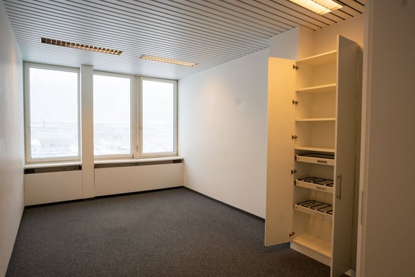 Per sofort 710m2 ausgebaute Büroräumlichkeiten in Urdorf zu vermieten 7