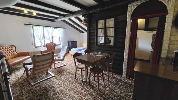 Charmante Dachwohnung in Eischoll 4