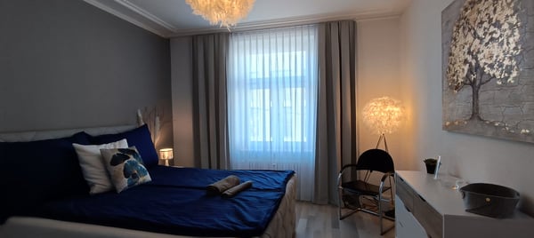 Möbliertes 2.5 Zimmer Wohnung 15