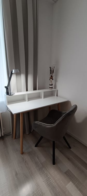 Möbliertes 2.5 Zimmer Wohnung 18