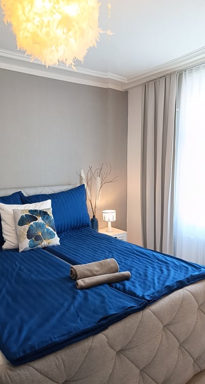 Möbliertes 2.5 Zimmer Wohnung 13