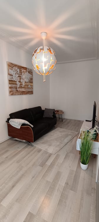 Möbliertes 2.5 Zimmer Wohnung 17