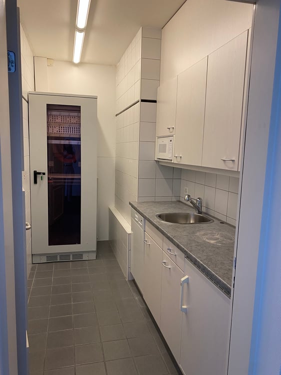 Geschäftshaus Nüschelerstrasse 30 9