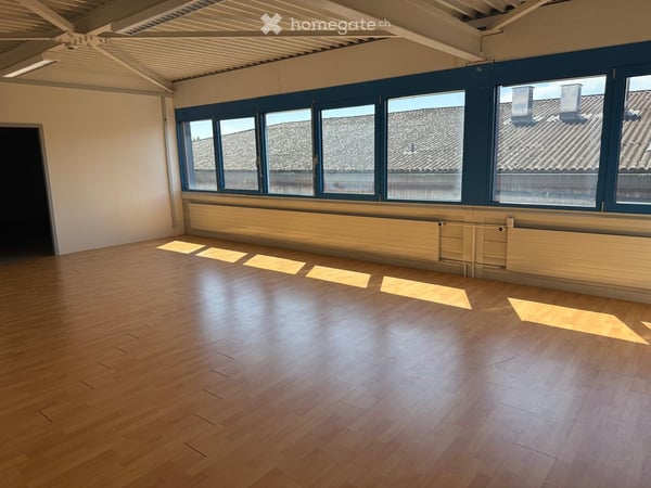 Gewerbe/ Büro + Atelier/ Lagerraum Rech…