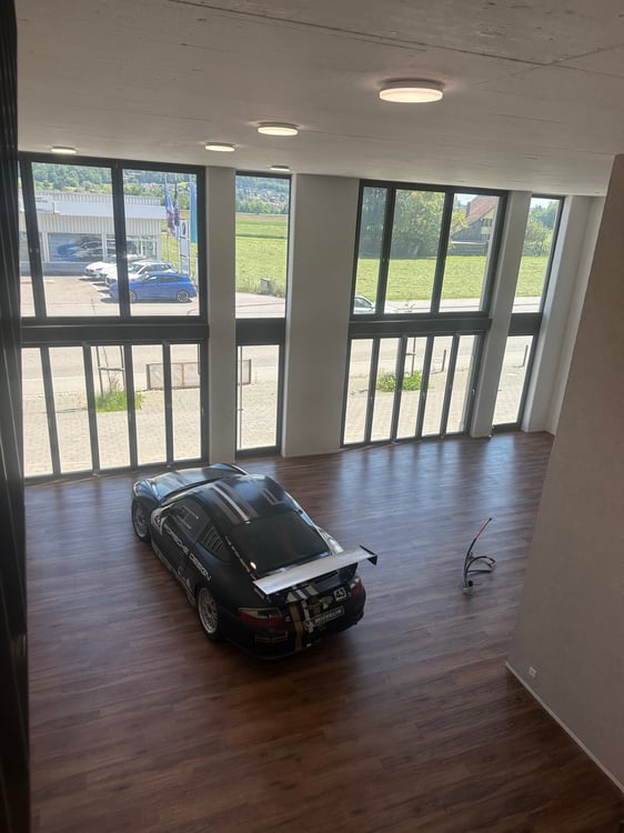 Zu Vermieten an Top Lage Büro-/Verkaufs-/Gewerbefläche 6