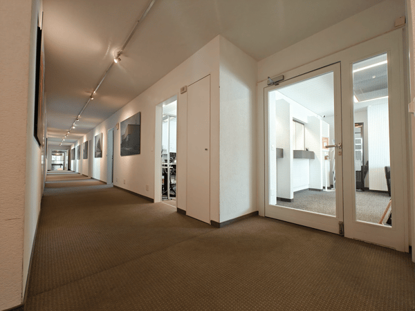 Ihr repräsentatives Firmengebäude mit Büro / Open Space / Archiv in Dielsdorf 4
