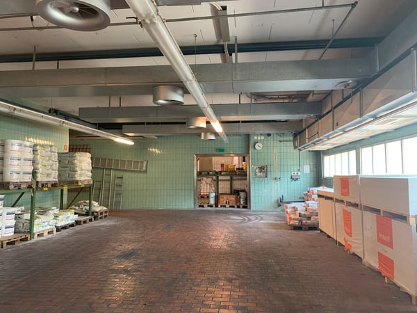 Viel Platz für Ihre Ideen – vielseitige Lagerräume/Hobbyräume/Büros in Schaffhausen zu vermieten! 4