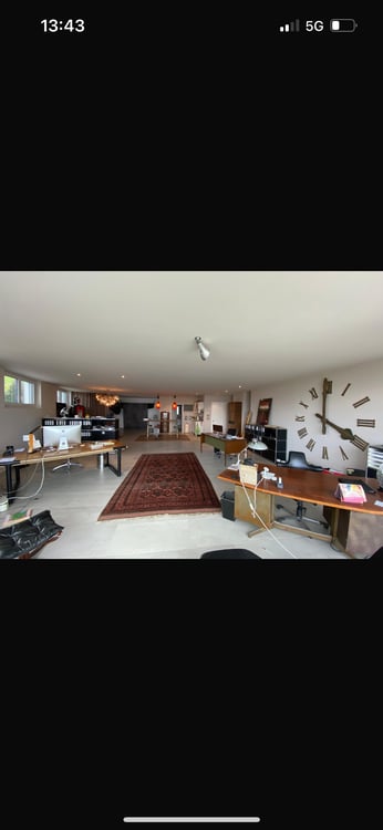 Modernes, vollständig eingerichtetes Büro in Altendorf – sofort bezugsbereit 4