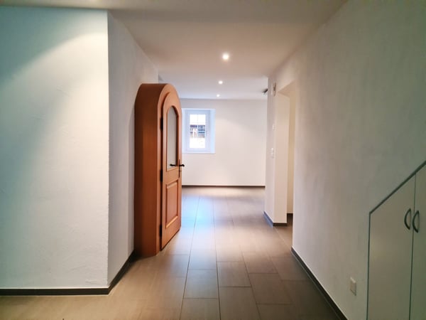 Mietkauf eines grosszügigen 1-Zimmer Einfamilienhaus im Fricktal 2