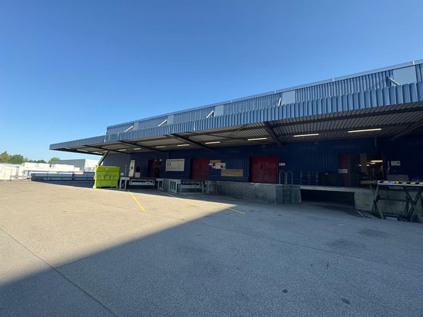 Befristeter Vorzugspreis bis 31.08.26: Flexible Lagerflächen ab 420 m2 - 2296 m2 in Buchs 2