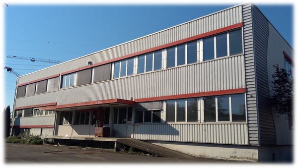 Sous-location d'un espace industriel polyvalent de 890 m2 1