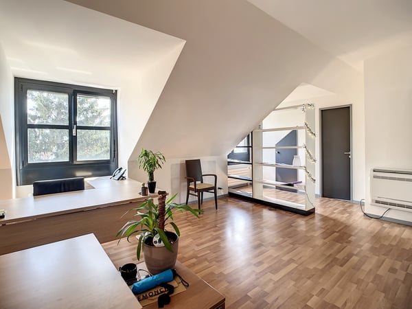 Bureau moderne de 20 m² au cœur de Nyon 2