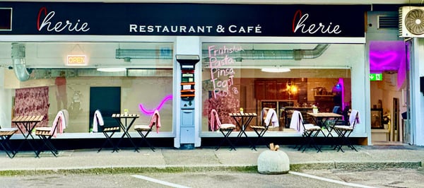 Bar an atrakive lage 2