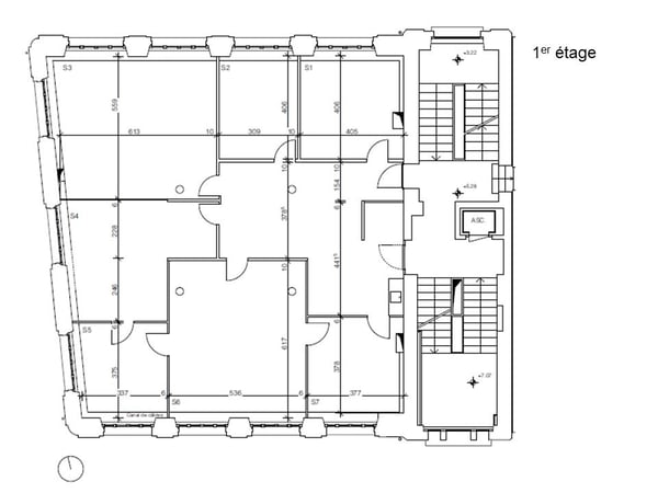 Bureaux prestigieux de 2 pièces dans un bâtiment historique à Lausanne 6