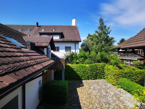 WILLKOMMEN IM DÖRFLI! 18