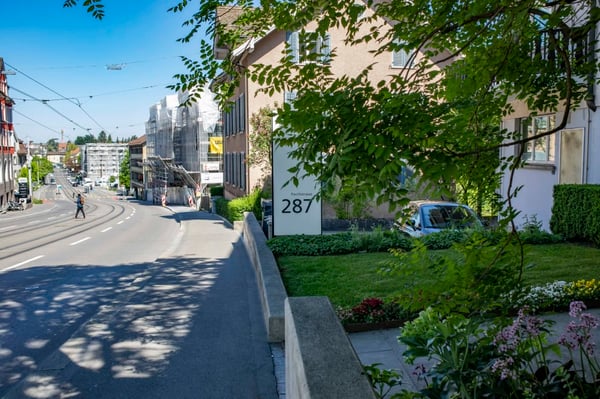 Büroräume an hervorragender Lage an der Forchstrasse 287 1