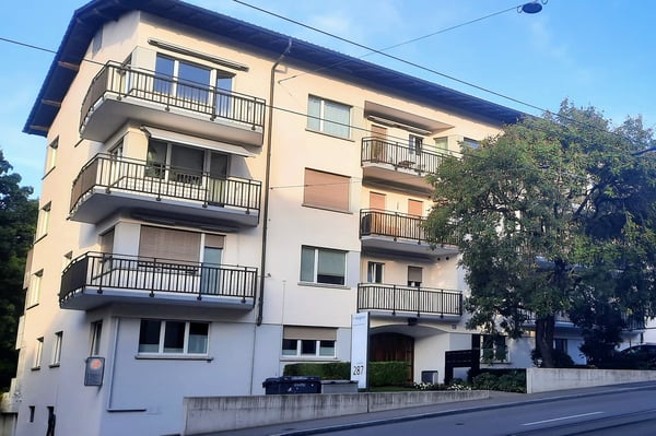 Büroräume an hervorragender Lage an der Forchstrasse 287 2