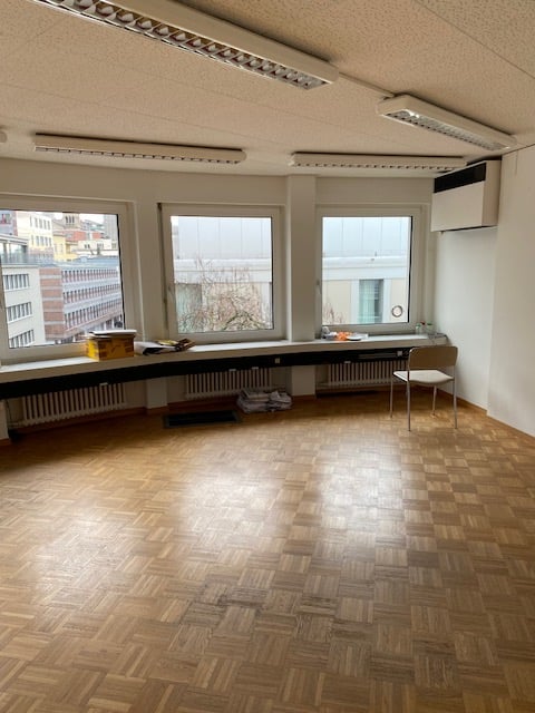 Büroräumlichkeiten an bester Lage in der Nähe vom HB Zürich zu vermieten 12