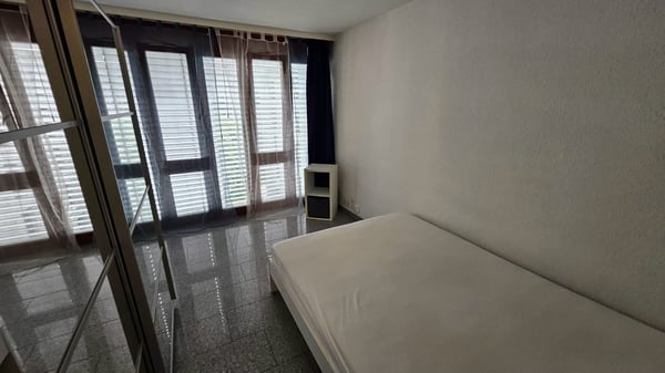 Möblierte 2-Zimmer-Wohnung in Zürich Aussersihl 3