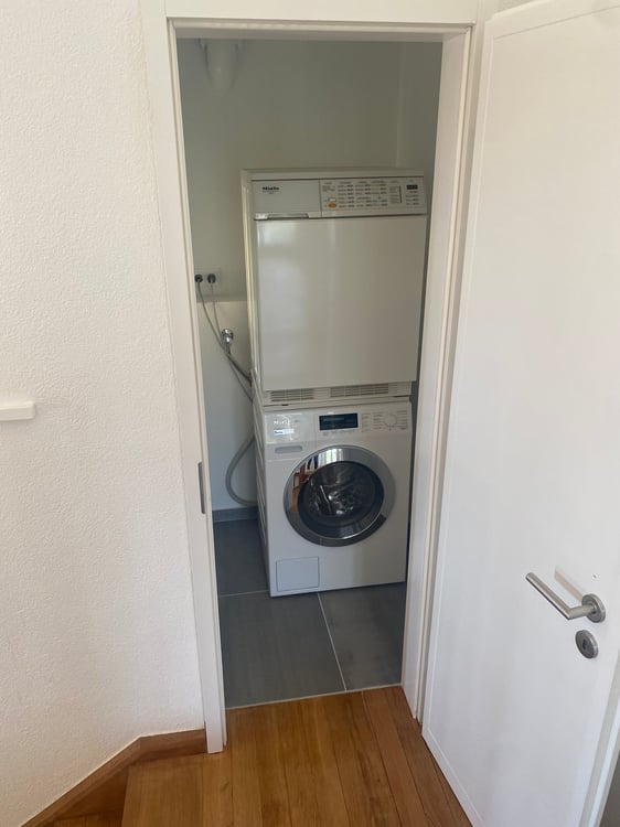 Charmantes 1.5-Zimmer-Einfamilienhaus mit Garage in Dulliken 6