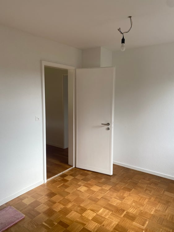 Charmantes 1.5-Zimmer-Einfamilienhaus mit Garage in Dulliken 12