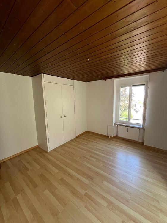 Schöne, helle und ruhige 5.5-Zimmer Wohnung in St. Gallen - Stadtnähe! 3