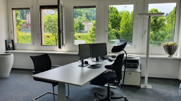 Wollerau Buros: Address (300 CHF), 5m2 (980 CHF) & 30m2 (500 CHF) 1