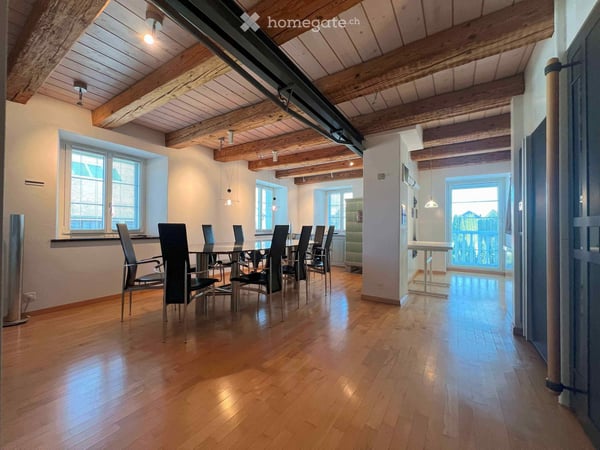 Exklusive 4.5 Zi Maisonettewohnung - Understatement vom Feinsten 2