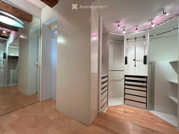 Exklusive 4.5 Zi Maisonettewohnung - Understatement vom Feinsten 7