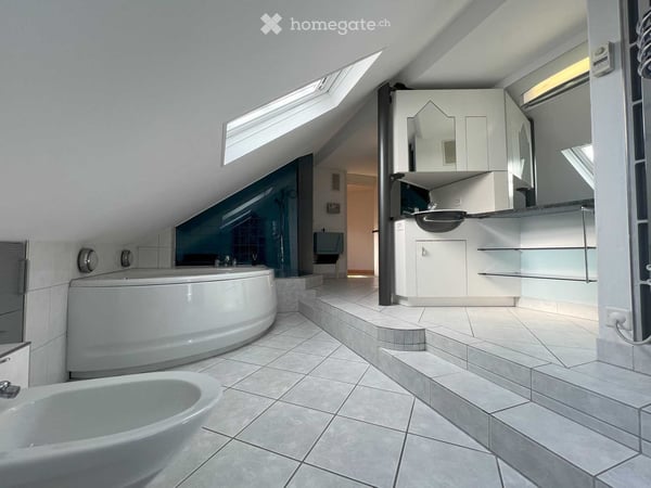 Exklusive 4.5 Zi Maisonettewohnung - Understatement vom Feinsten 8