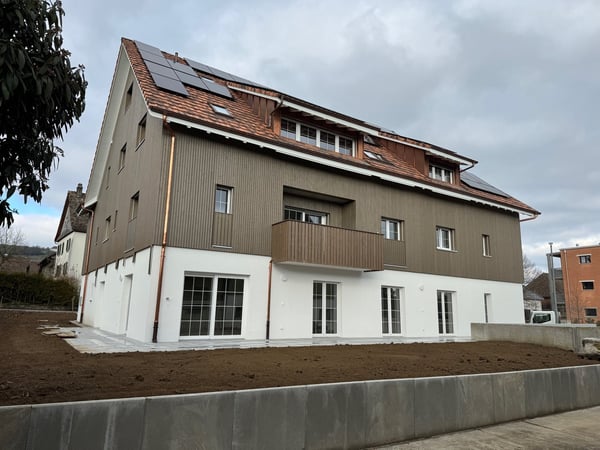 Moderne 1.5-Zimmer-Neubau-Wohnung in ruhiger Lage in Hallau 1