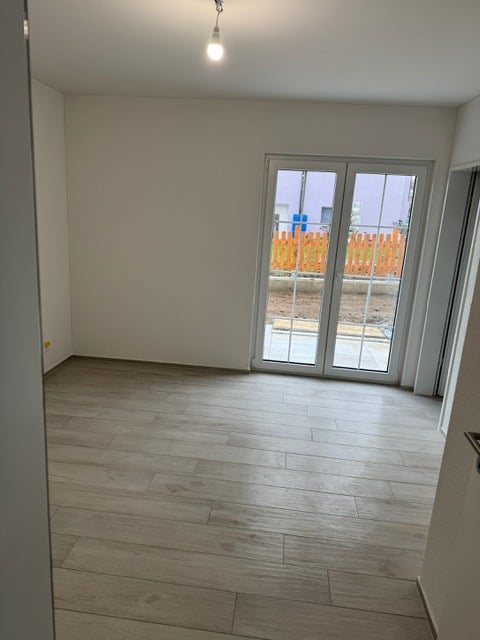 Moderne 1.5-Zimmer-Neubau-Wohnung  in Hallau 32