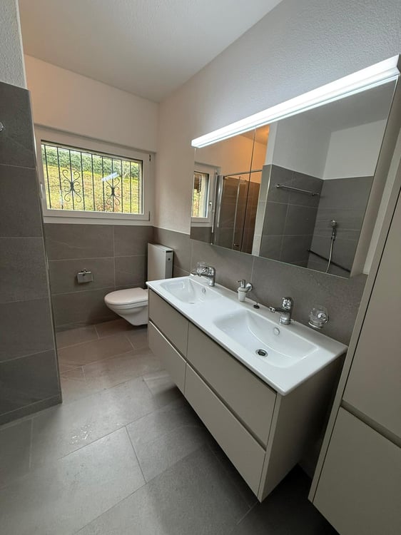 Charmantes 1.5-Zimmer-Einfamilienhaus mit grossem Garten in Oberwil-Lieli 10