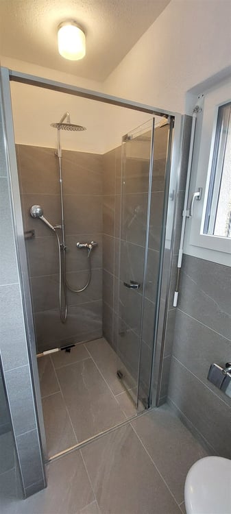 Charmantes 1.5-Zimmer-Einfamilienhaus mit grossem Garten in Oberwil-Lieli 11