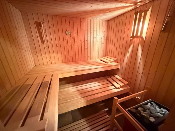 Charmantes 1.5-Zimmer-Einfamilienhaus mit grossem Garten in Oberwil-Lieli 16